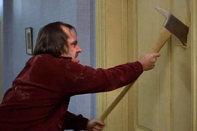 Jack Nicholson com o machado em O Iluminado<!-- NICAID(15075532) -->