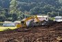 Santa Tereza começa a preparar terreno para a construção de casas definitivas  