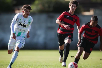 Progresso x Juventude pelas quartas de final do Gauchão Sub-17<!-- NICAID(16278470) -->
