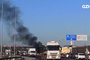 VÍDEO: veículo pega fogo e ocasiona fechamento de cabines de pedágio em Nova Santa Rita<!-- NICAID(15430905) -->