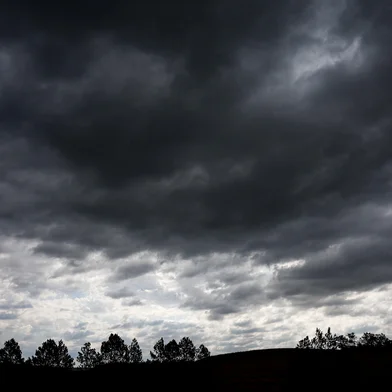 Sant'Ana do Livramento, RS, Brasil: Nuvens de chuva se aproximam do Rio Grande do Sul, com possibilidade de prejuízos causados pela chuva e pelos ventos. Fotos: Duda Fortes/Agencia RBS<!-- NICAID(16329606) -->