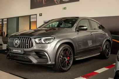 Concessionária da Mercedes-Benz em GZH<!-- NICAID(14811460) -->
