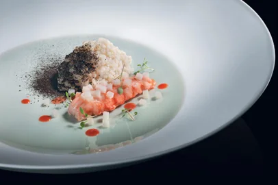 Prato do chef Alex Atala: Lagostim com miniarroz e pó de formiga <!-- NICAID(11236474) -->