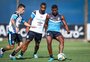 Cuiabano volta a sentir lesão muscular e vira desfalque no Grêmio