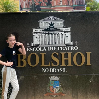 Entre 4 mil candidatas, bailarina gaúcha garante vaga no Bolshoi aos 10 anos<!-- NICAID(16178312) -->