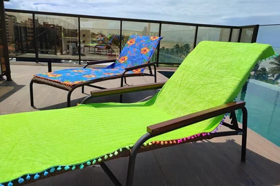 Soft Beach Capas, Coluna Sara Bodowsky<!-- NICAID(15658619) -->