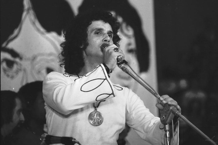 Traumas, amores e a fama: a história de Roberto Carlos contada em suas  próprias músicas | GZH