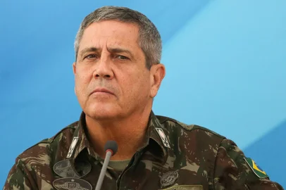 Coletiva sobre o decreto de intervenção federal no Rio Brasília – O Comandante Militar do Leste, General Braga Netto, durante entrevista coletiva sobre o decreto de intervenção no Estado do Rio de Janeiro (Marcelo Camargo/Agência Brasil)<!-- NICAID(13417150) -->