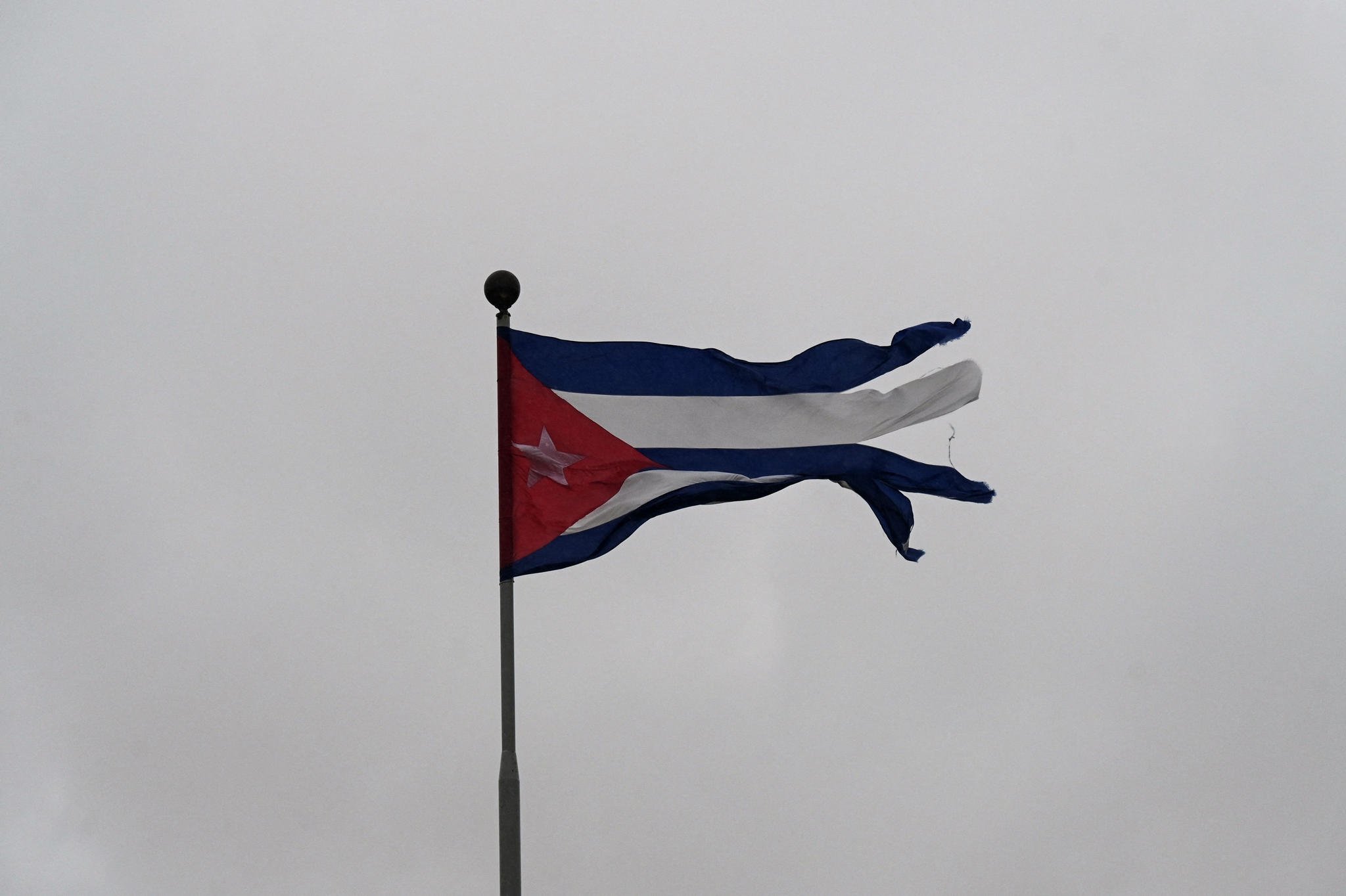 Guarda Costeira cubana mata quatro pessoas em lancha de bandeira dos EUA