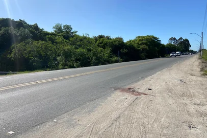 Igor Islabão / Grupo RBS acidente com morte na João Goulart, em Pelotas<!-- NICAID(16169213) -->