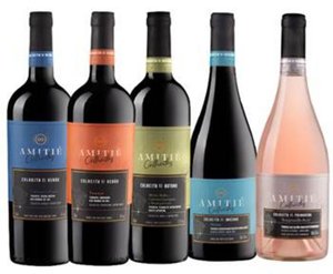 Amitié / Divulgação Amitié / Divulgação