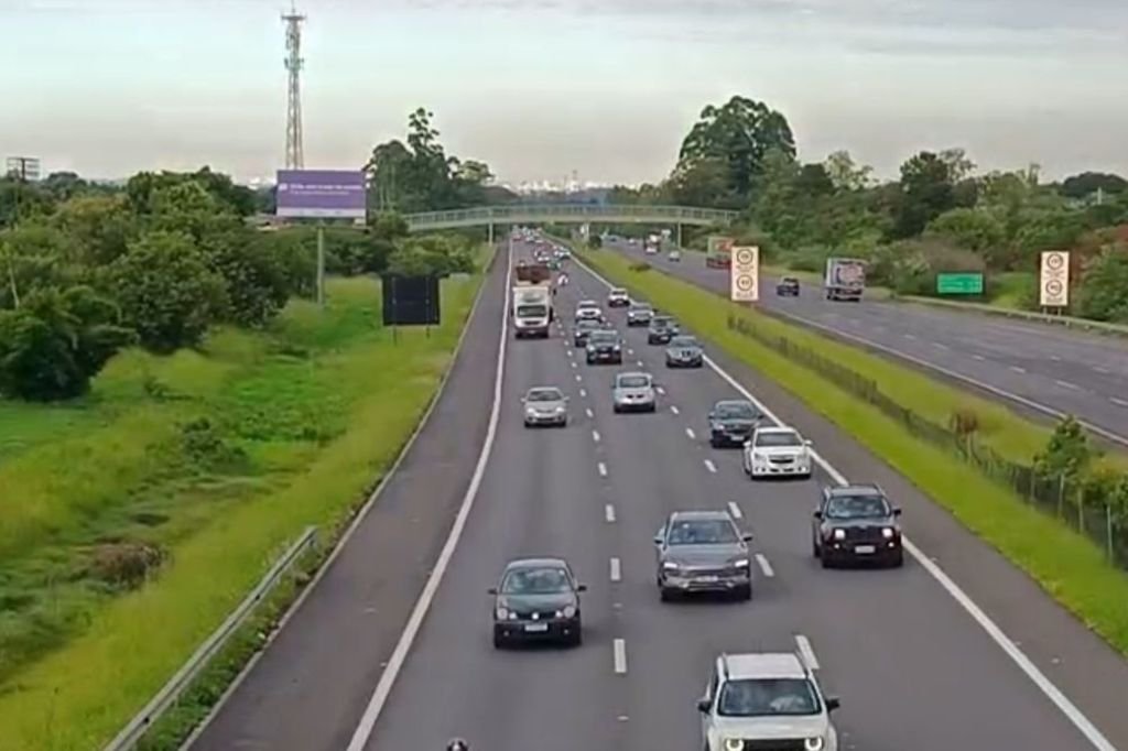 Como est&aacute; o movimento nas estradas do RS na sa&iacute;da para o feriad&atilde;o de Carnaval