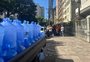 Em falta nos supermercados e com racionamento, distribuidoras têm corrida por água mineral em Porto Alegre