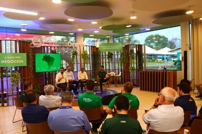 Ocergs / Divulgação Cooperativas gaúchas e multinacionais discutem integração do mercado na Expodireto<!-- NICAID(16244521) -->