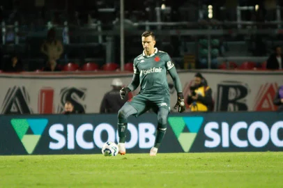 Léo Jardim, goleiro do Vasco<!-- NICAID(16083992) -->