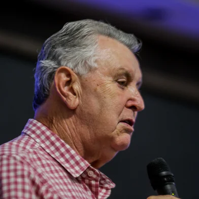 CAXIAS DO SUL, RS, BRASIL, 31/03/2025. Luis Carlos Heinze no RA CIC em Caxias Do Sul. (Neimar De Cesero/Agência RBS)Indexador: Neimar De Cesero<!-- NICAID(16006988) -->