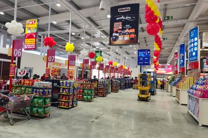 Novo Fort Atacadista em Porto Alegre<!-- NICAID(16326657) -->