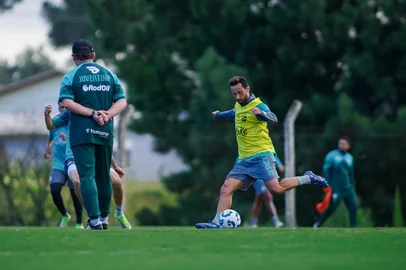 Juventude treina para o Brasileirão 2025<!-- NICAID(15998366) -->