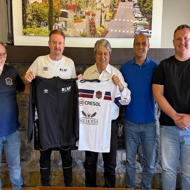 A Super Copa Gramado de Futsal e a Liga Nacional de Futsal (LNF) anunciam uma parceria estratégica que promete elevar o nível da competição realizada na charmosa cidade da Serra Gaúcha. A partir de 2026, a Super Copa Gramado será chancelada pela LNF e integrará o calendário oficial de competições da principal liga de futsal do país. <!-- NICAID(16003305) -->