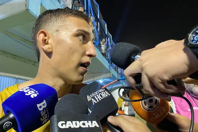 Monsalve em coletiva após o jogo do Grêmio contra o Monsoon<!-- NICAID(15964685) -->