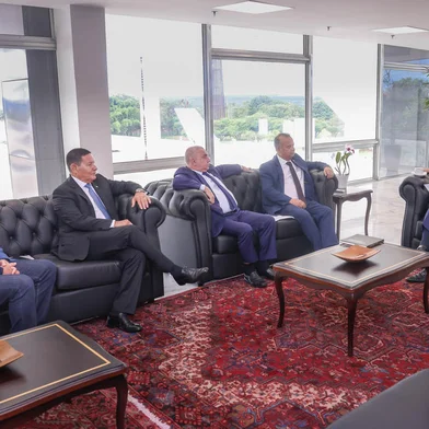 Ministro Luís Roberto Barroso recebe senadores Izalci Lucas, Rogério Marinho, Hamilton Mourão e Márcio Bittar - 24/01/2024Foto: Antonio Augusto/SCO/STF<!-- NICAID(15659361) -->