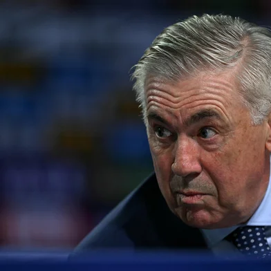 Brazil's football team new head coach, Italian Carlo Ancelotti, gestures during his official presentation at a hotel in Barra da Tijuca neighbourhood, Rio de Janeiro, Brazil, on May 26, 2025. (Photo by Mauro PIMENTEL / AFP)Editoria: SPOLocal: Rio de JaneiroIndexador: MAURO PIMENTELSecao: soccerFonte: AFPFotógrafo: STF<!-- NICAID(16046149) -->