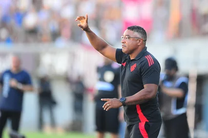 CAXIAS DO SUL, RS, BRASIL, 22/02/2025. Caxias x Internacional, jogo der ida, válido pela simifinal do Campeonato Gaúcho 2025 (Gauchão SuperBet) e realizado no estádio Centenário. (Porthus Junior/Agência RBS)Indexador: BTK                             <!-- NICAID(15981933) -->