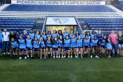 Gurias Estreladas, time feminino do Cruzeiro-RS<!-- NICAID(15375518) -->