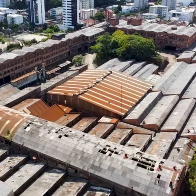 CAXIAS DO SUL, RS, BRASIL, 25/02/2025. Telhado da Maesa apresenta deterioração. (Osny Varela/ TV Câmara Caxias, Divulgação)<!-- NICAID(15983521) -->
