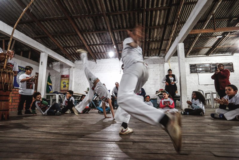 VIAMÃO, RS, BRASIL - 05/08/2019Associação Beneficiente Cultural Recreativa Esportiva Independente, a ABCREI, oferece aula de capoeira gratuitaIndexador: Andre Avila<!-- NICAID(14193947) -->