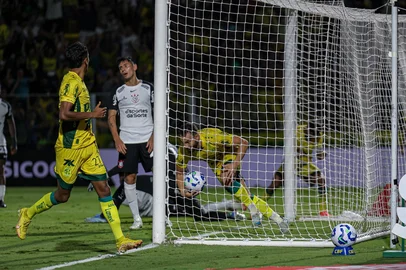 Gol de Edson Carioca para o Mirassol contra o Corinthians. Foto: JP Pinheiro/Agência Mirassol<!-- NICAID(16034701) -->