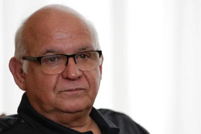 Osório, RS, Brasil, 11-11-2022: Entrevista com o presidente do Grêmio, Romildo Bolzan, em casa, em Osório. Após oito anos, ele deixa a gestão do clube. Foto: Mateus Bruxel/Agência RBSIndexador: Mateus Bruxel<!-- NICAID(15262847) -->