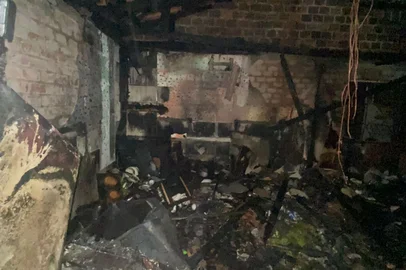 Pai e filha ficam feridos em incêndio em Marau<!-- NICAID(16144671) -->