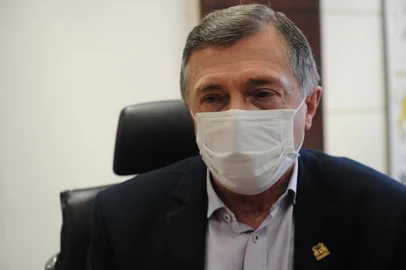 CAXIAS DO SUL, RS, BRASIL (18/08/2021)Entrevista ao prefeito Adiló Didomenico sobre a greve dos servidores públicos. (Antonio Valiente/Agência RBS)<!-- NICAID(14865346) -->