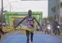 Queniano vence a 41ª Maratona de Porto Alegre e quebra recorde dos 42km no Brasil