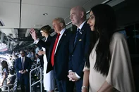 (L-R) US First Lady Melania Trump, President Donald Trump, FIFA President Gianni Infantino and his wife Leena Al Ashqar attend the 2025 FIFA Club World Cup final football match between England's Chelsea and France's Paris Saint-Germain at MetLife Stadium in East Rutherford, New Jersey, on July 13, 2025. (Photo by Brendan SMIALOWSKI / AFP)Editoria: POLLocal: East RutherfordIndexador: BRENDAN SMIALOWSKISecao: soccerFonte: AFPFotógrafo: STF<!-- NICAID(16079469) -->