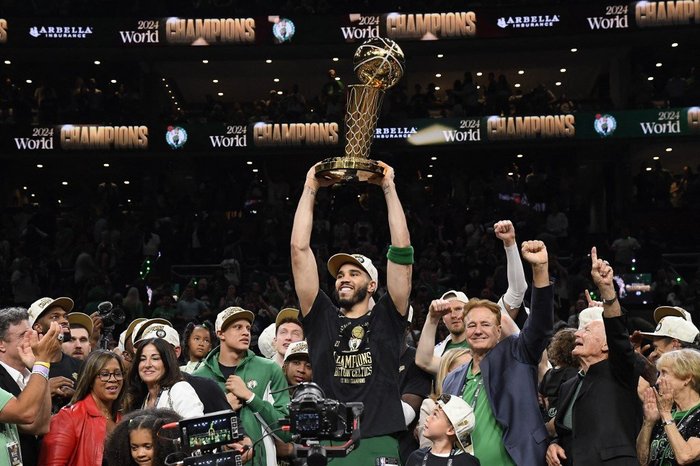 Brian Babineau / NBAE / Getty Images / Getty Images via AFP