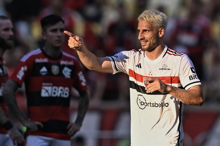 São Paulo vence Flamengo na partida de ida da final da Copa do Brasil;  confira detalhes do jogo - Folha PE