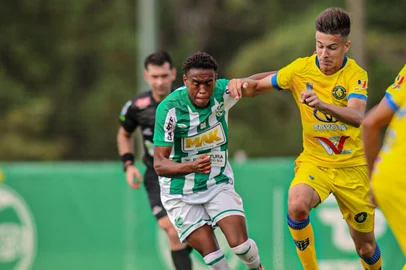 Juventude 4 x 1 Sulbrasil no Gauchão Sub-17 2026 - primeira fase<!-- NICAID(16250896) -->