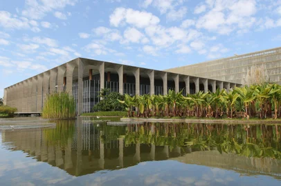PalÃ¡cio do Itamaraty na Esplanada dos MinistÃ©riosPalácio do Itamaraty na Esplanada dos Ministérios Foto: Fabio Rodrigues Pozzebom / Agência Brasil/ DivulgaçãoLocal: BrasÃ­liaIndexador: Fabio Rodrigues Pozzebom/AgÃªnciFonte: AgÃªncia Brasil/Empresa Brasil dFotógrafo: Reporter Fotografico<!-- NICAID(14820031) -->