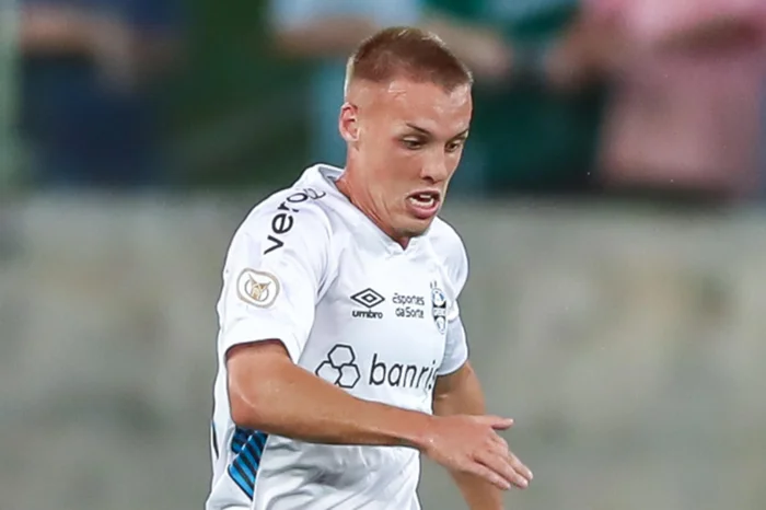 LUCAS UEBEL / Grêmio Divulgação