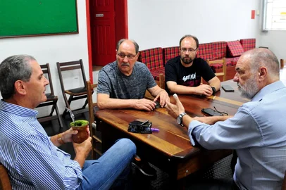 Ex-prefeitos José Ivo Sartori e Alceu Barbosa Velho discutem possível aliança em Caxias do Sul.<!-- NICAID(15651057) -->