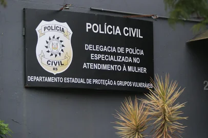 PORTO ALEGRE, RS, BRASIL - 02/04/2024 - fachada da Delegacia da Mulher, que fica na Freitas e Castro, 701 (é nos fundos do Palácio da Polícia). FOTO: RONALDO BERNARDI, AGÊNCIA RBS<!-- NICAID(15722944) -->