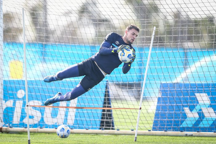 Com retorno de Gabriel Chapecó, Grêmio está escalado para enfrentar a Chapecoense