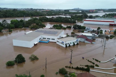 Fábrica da STW em Lajeado atingida pela enchente<!-- NICAID(15543907) -->