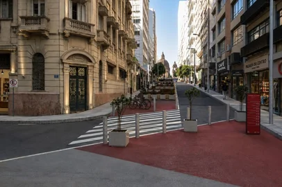 Rua General Câmara, também conhecida como Rua da Ladeira, será revitalizada. Foto: PMPA/Divulgação<!-- NICAID(16347075) -->