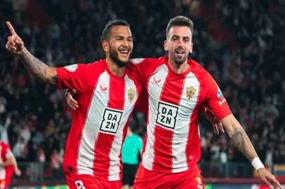 Luis Suárez, futebol, Almería