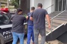 Três pessoas foram presas em São Leopoldo, no Vale do Sinos, na manhã desta segunda-feira (4),  suspeitas de extorquir clientes de um motel de Porto Alegre. Segundo a polícia, eles se passavam por detetives particulares e ameaçavam expor as vítimas.<!-- NICAID(15616170) -->