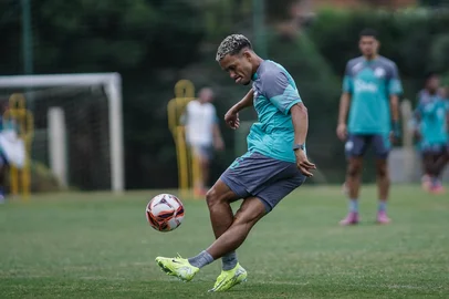 Treino do Juventude para o Gauchão 2026. Na foto, o atacante Juan Christian.<!-- NICAID(16215873) -->