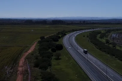 Esteio e Portão, RS, BrasilBR448 deve receber trecho de ampliação até o município de Portão com novo investimento do PAC.<!-- NICAID(15524856) -->